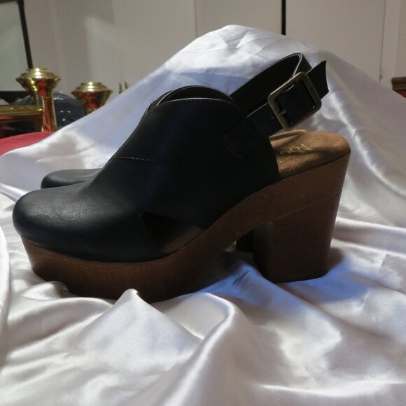 White Mountain FootBED platform heel sandals - Picture 11 of 16